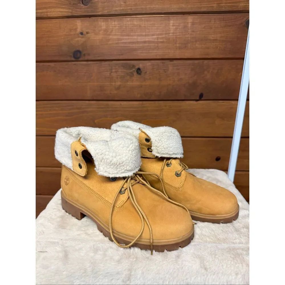 Timberland Women's Authentics Roll-Top boots Wheat Nubuck Sz 8